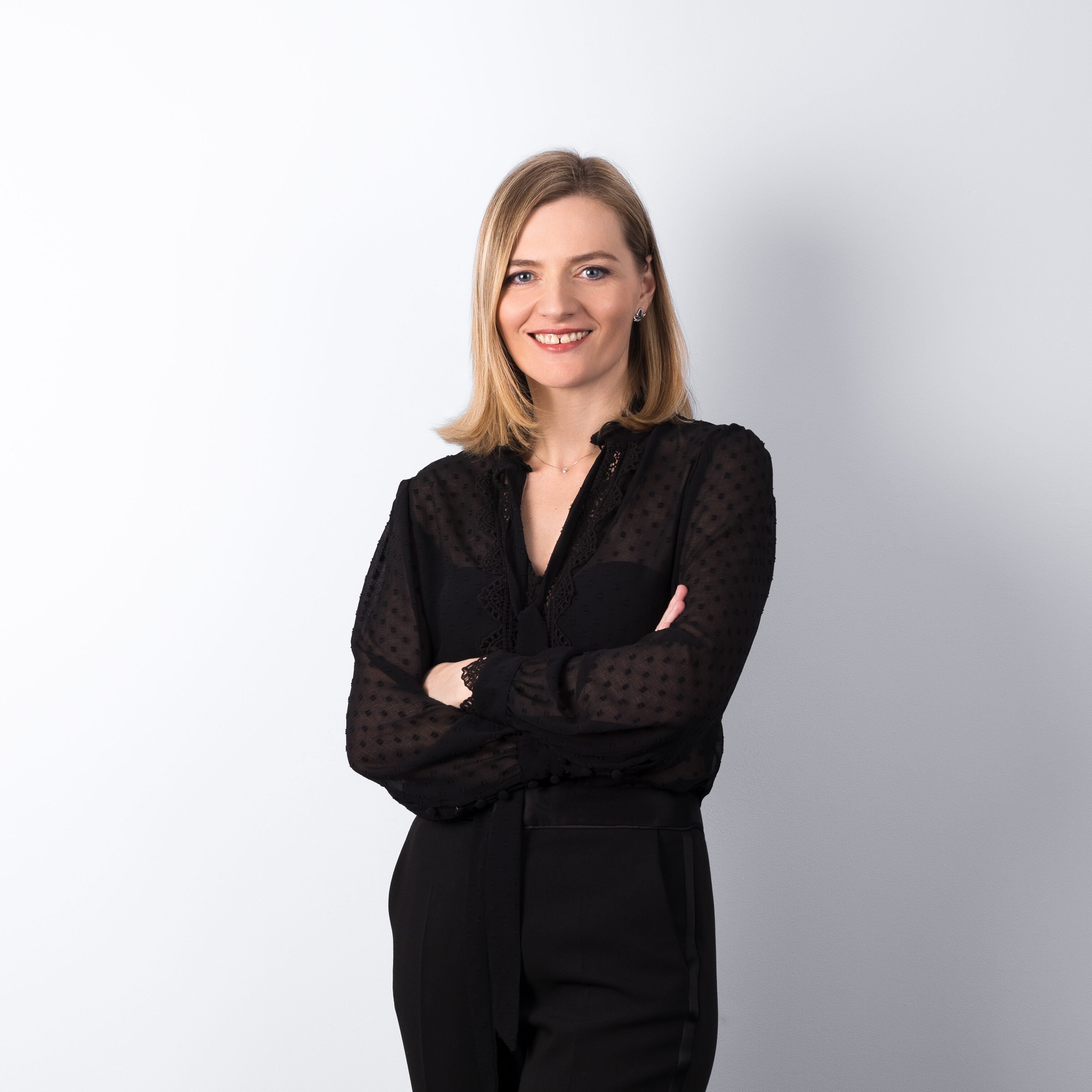 Anca Jurcovan Anca Jurcovan